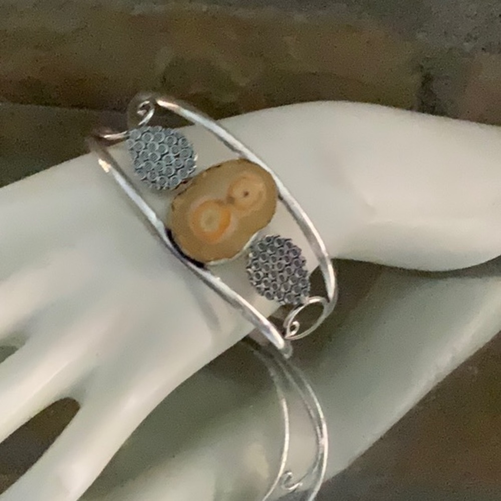 Silver Yellow Solar Quartz Bracelet 25 CT